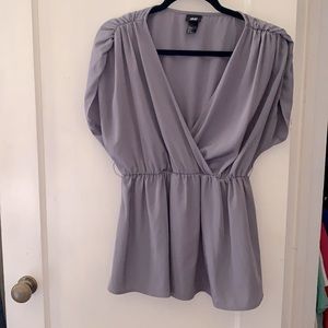H&M gray top